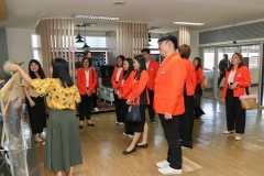 ต้อนรับและนำชมสำนักหอสมุดบุคลากรจากโรงเรียนเลยอนุกูลวิทยา