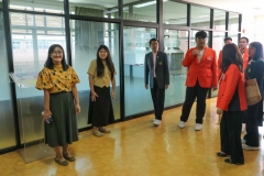 ต้อนรับและนำชมสำนักหอสมุดบุคลากรจากโรงเรียนเลยอนุกูลวิทยา