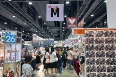 16102567-book-expo-1