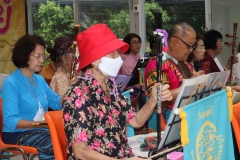 ภาพถ่ายบรรยากาศกิจกรรมดนตรีไทย ลานรมณีย์