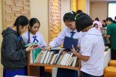 20250723-libweek-80D-043