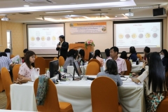 25661121-training-035