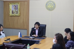 25661122-meeting-008