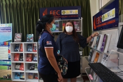 25661122-meeting-048