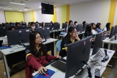 25670321-training-030