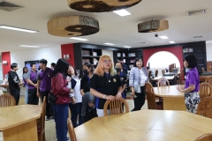 25670426-visitor-033