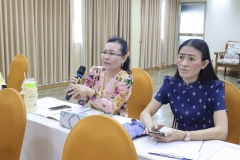 25670503-training-015