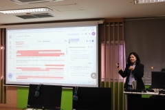 25670222-training-040