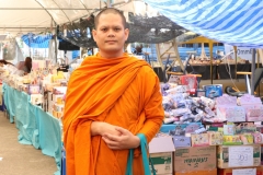 25661222-bookfair2024-079