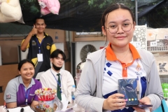 25661219-bookfair2024-149