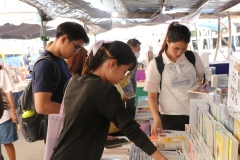 25661221-bookfair2024-076