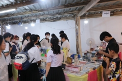25661221-bookfair2024-116