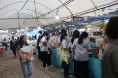 25661221-bookfair2024-134