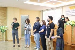 thumbs_Eng-for-Com-in-Digital-Age24-17