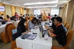 thumbs_Eng-for-Com-in-Digital-Age24-53