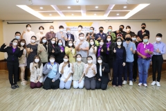 English-for-Communication-in-Digital-Age9-16