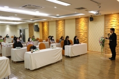 25670306-training-009