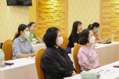 25670306-training-012