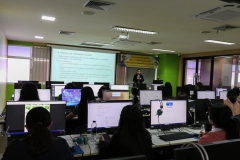 25670306-training-049