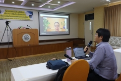 25670403-training-018