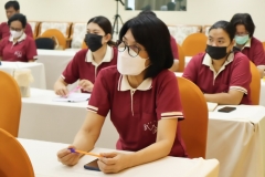 25660622-meeting-015