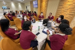 25660622-meeting-055