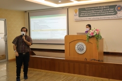 25660623-meeting-010