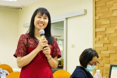 25660623-meeting-037