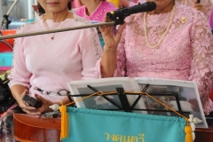 ภาพถ่าย การบรรเลงและขับร้องดนตรีไทย 
โดยชมรมข้าราชการบำนาญจังหวัดชลบุรี ครั้งที่ 64