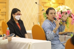 25660831-librarytalk-034