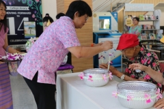 25670424-Songkran-002