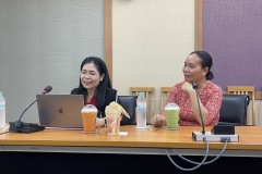 Visit-the-library-office3-66-3