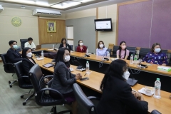 25660515-visitor-017