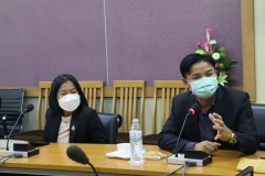 25660515-visitor-024