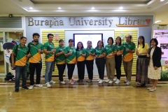 25670422-visitor-022